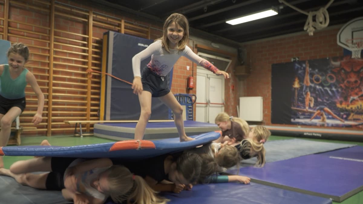 Gymnastique : amusement enfants